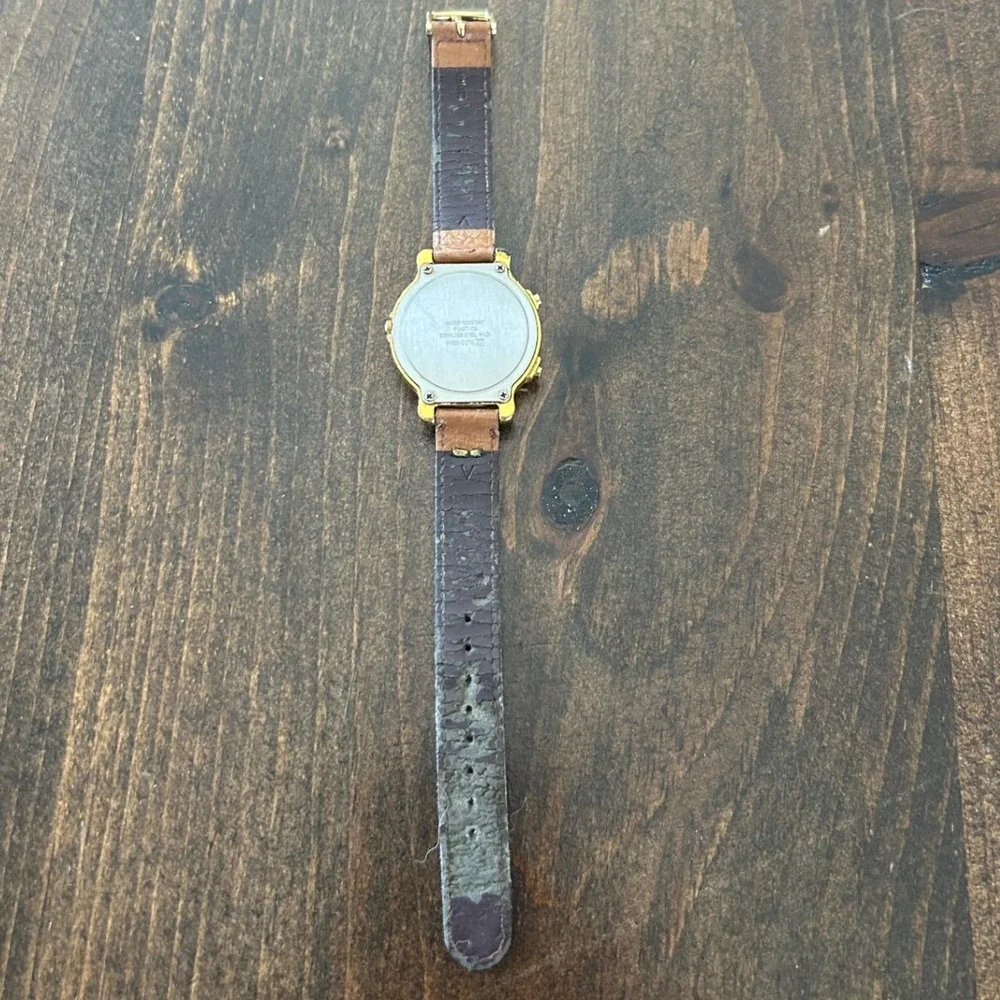 Vintage Lorus Mickey Mouse Musical Watch Gold Tone Disney V422-0010 Tan Leather‎
